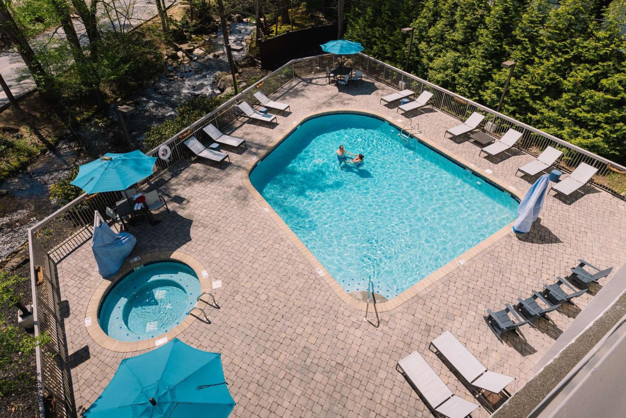 Hampton Inn Гетлинбург Екстериор снимка