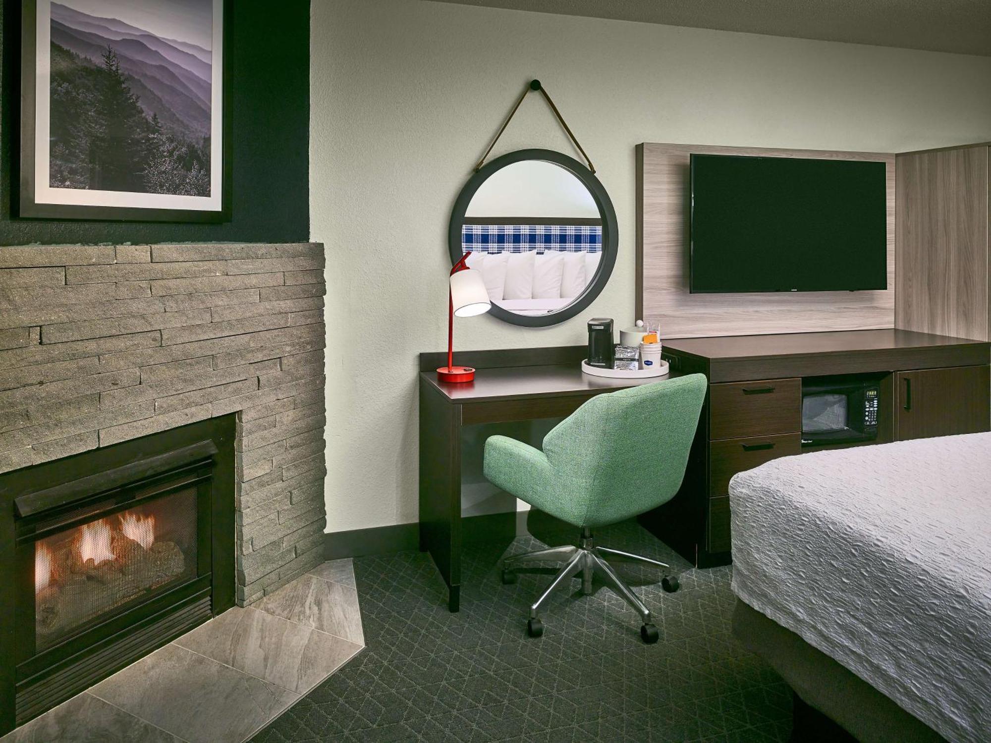 Hampton Inn Гетлинбург Екстериор снимка