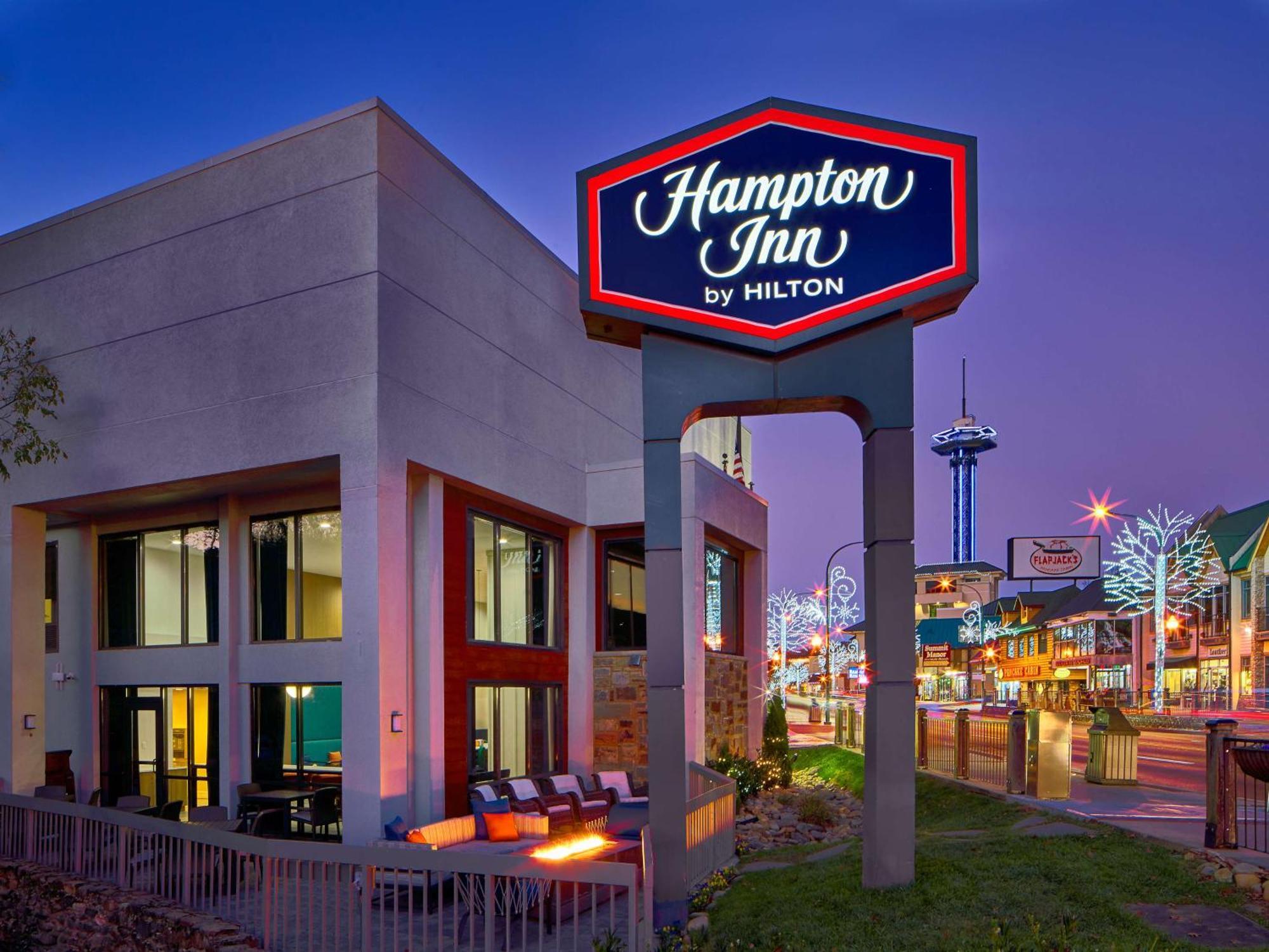 Hampton Inn Гетлинбург Екстериор снимка